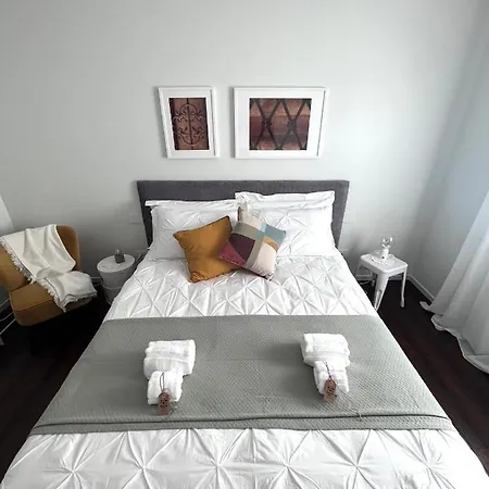 Porta 1923 Bed And Art Apartment *